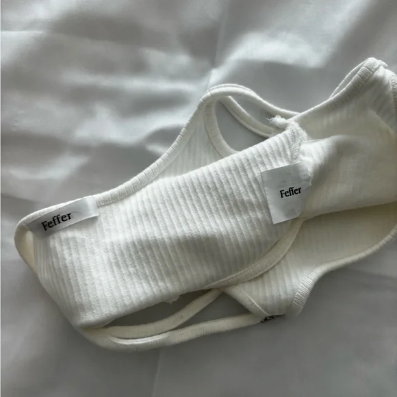 Bra/ mini crop top - Picture 3 of 3